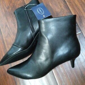 Scoop Women's Size 7 Faux Leather Kitten Heel Ankle Boots